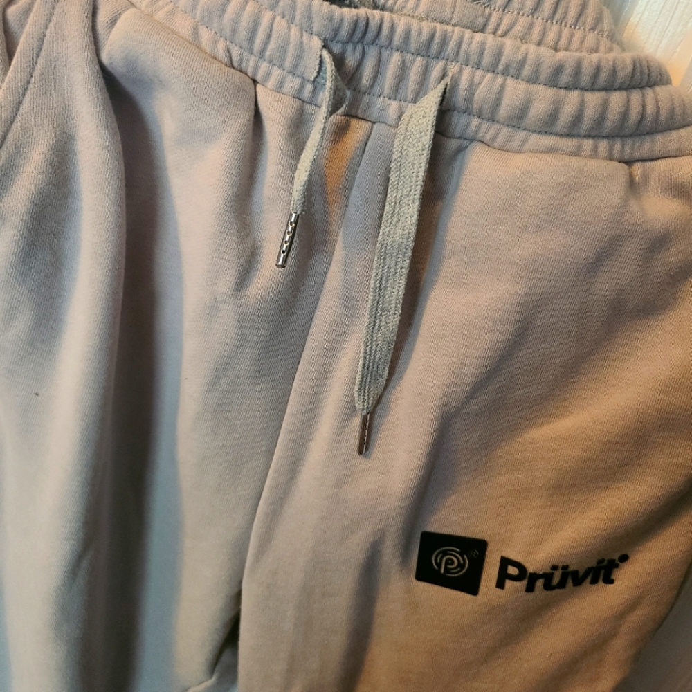 Pruvit sweatpants